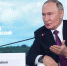 Путин: уровень бедности в России снизился до 7,2% - Комсомольская Правда